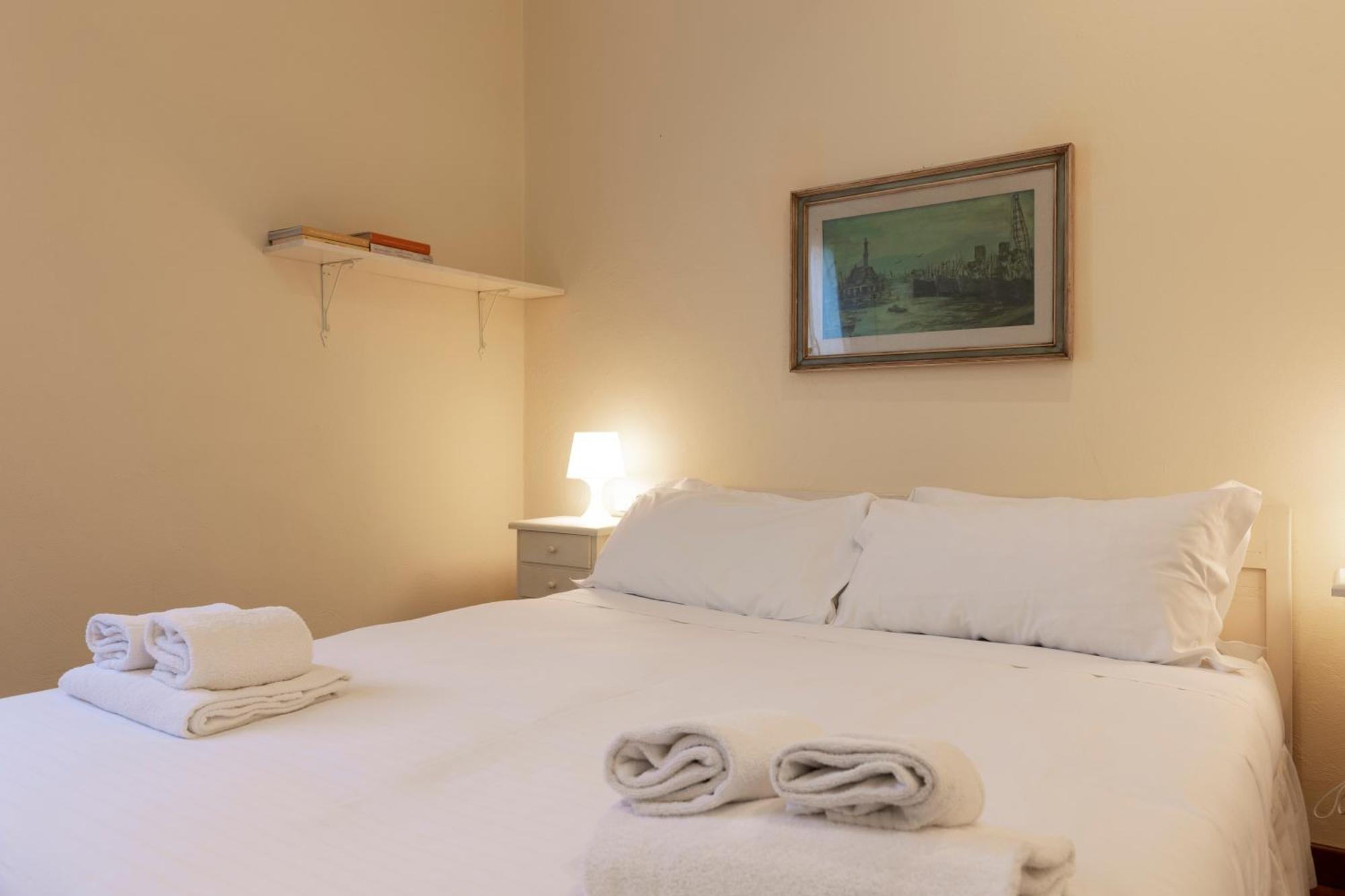 Sweet San Frediano Apartment Florence Exterior photo